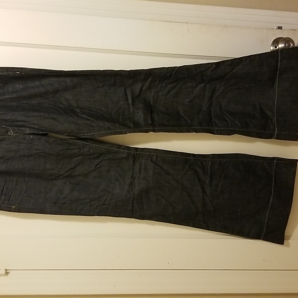 Forever 21 Beautiful dark blue jeans Size 29